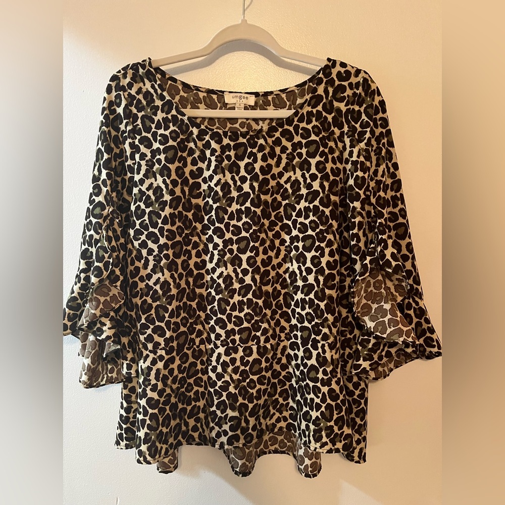 Umgee Leopard Print Ruffle Sleeve Blouse - Black and Tan
